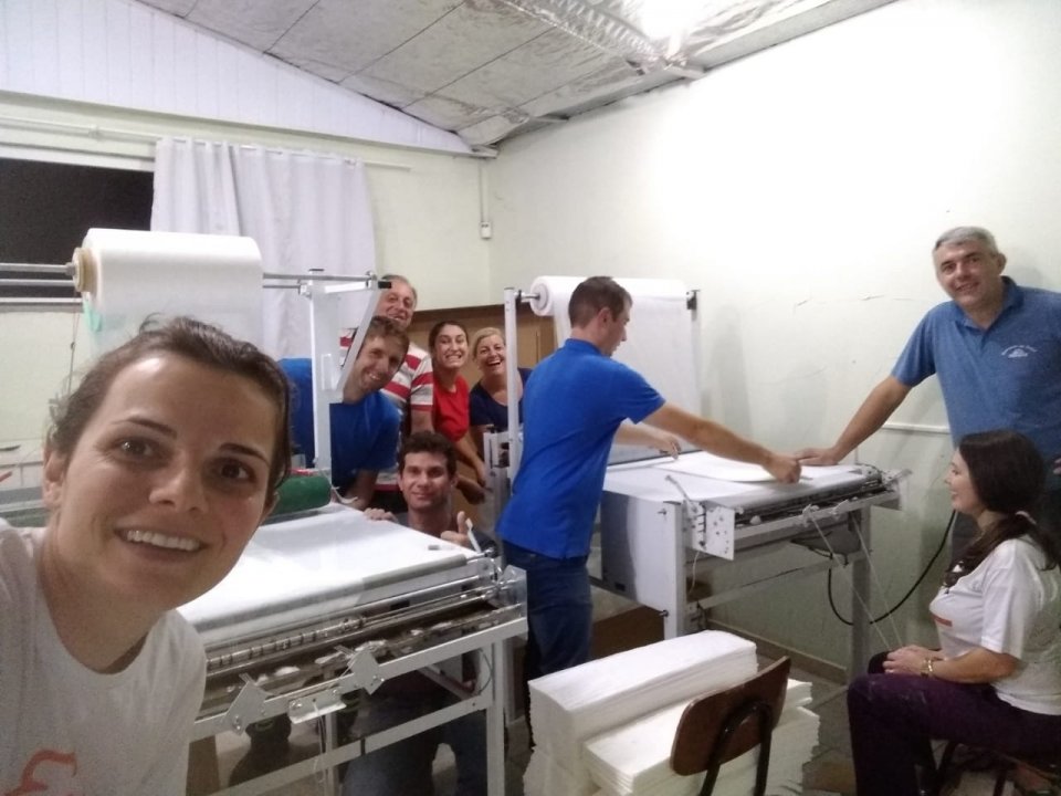 Voluntários realizam ação na APAE em Xaxim/SC