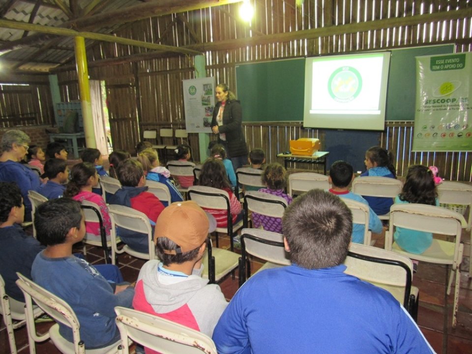 Escolas recebem sensibilização sobre educação ambiental no RS