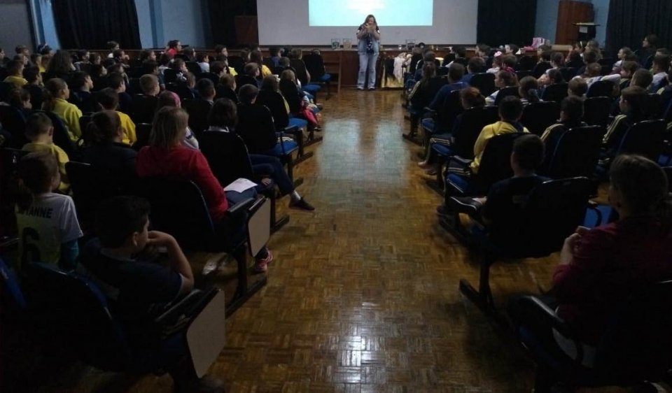 Contação de Histórias realiza ação em escolas de Capinzal/SC