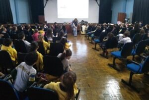 Contação de Histórias realiza ação em escolas de Capinzal/SC