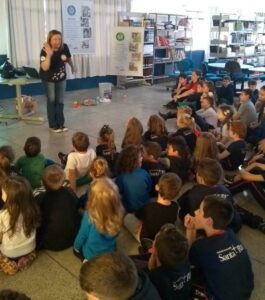 Roda de Leitura realiza ação no Colégio Santa Rita de Chapecó/SC