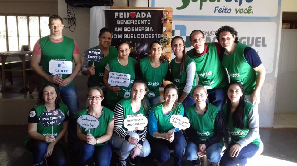 Voluntários de São Miguel do Oeste organizam Feijoada Beneficente