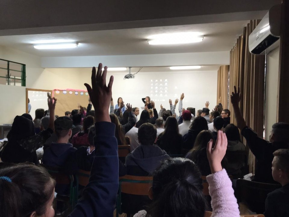 Multiplicadores do programa Vivendo Saúde realizam Cinema da Prevenção em Águas de Chapecó/SC