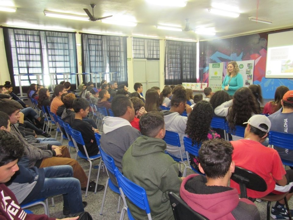 Eco Cooperação realiza ações em escolas de Sapucaia do Sul/RS