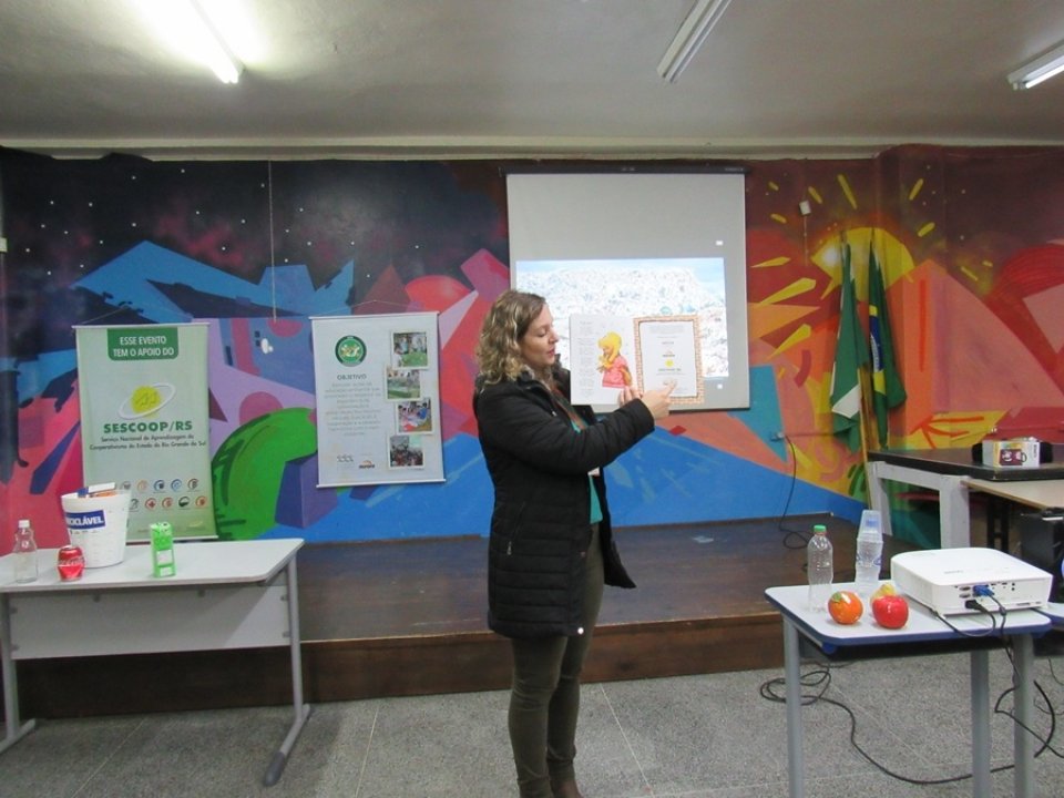 Eco Cooperação realiza ações em escolas de Sapucaia do Sul/RS