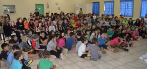 Roda de Leitura realiza ação na E.B.M. São Cristóvão e E.E.B. Druziana Sartori em Chapecó