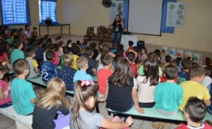 Roda de Leitura realiza ação na E.B.M. São Cristóvão e E.E.B. Druziana Sartori em Chapecó