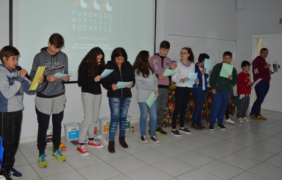 Roda de Leitura realiza ação na E.B.M. São Cristóvão e E.E.B. Druziana Sartori em Chapecó