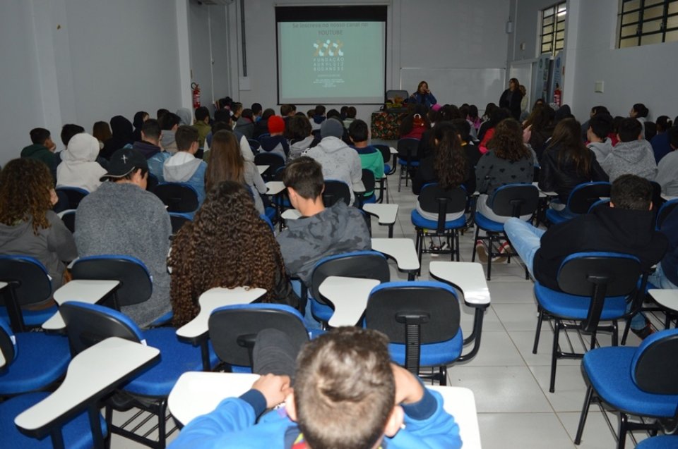 Roda de Leitura realiza ação na E.B.M. São Cristóvão e E.E.B. Druziana Sartori em Chapecó