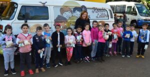 Contação de Histórias para estudantes do município de Caxambu do Sul