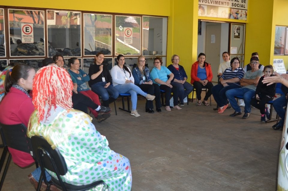 Contação de Histórias para estudantes do município de Caxambu do Sul