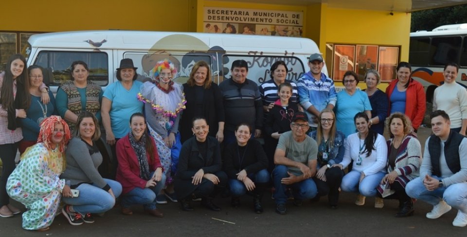 Contação de Histórias para estudantes do município de Caxambu do Sul