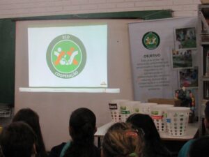 Eco Cooperação atende escolas e instituições sociais em Canoas