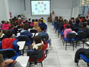 Eco Cooperação atende mais de mil alunos em Chapecó