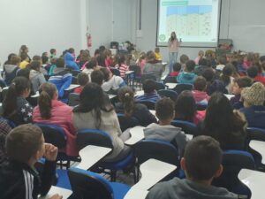 Eco Cooperação atende mais de mil alunos em Chapecó