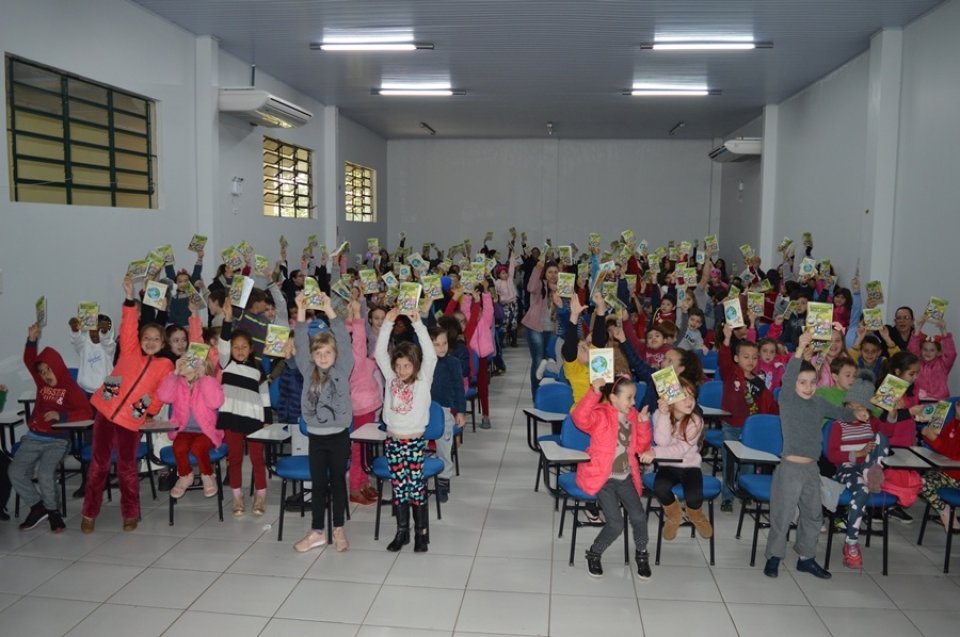 Eco Cooperação atende mais de mil alunos em Chapecó