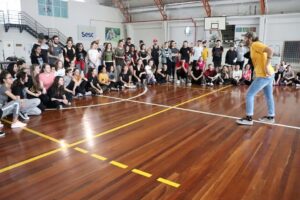 Professores do programa Vozes do Corpo participam de Dança+ Erechim