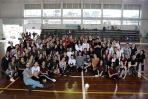 Professores do programa Vozes do Corpo participam de Dança+ Erechim