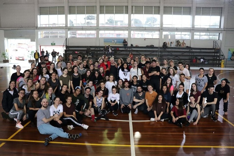 Professores do programa Vozes do Corpo participam de Dança+ Erechim