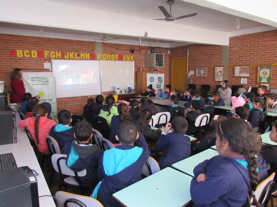 Eco Cooperação leva educação ambiental para mais de 770 estudantes no RS