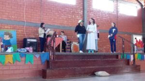 Voluntários de Joaçaba participam de festa julina na APAE de Irani/SC