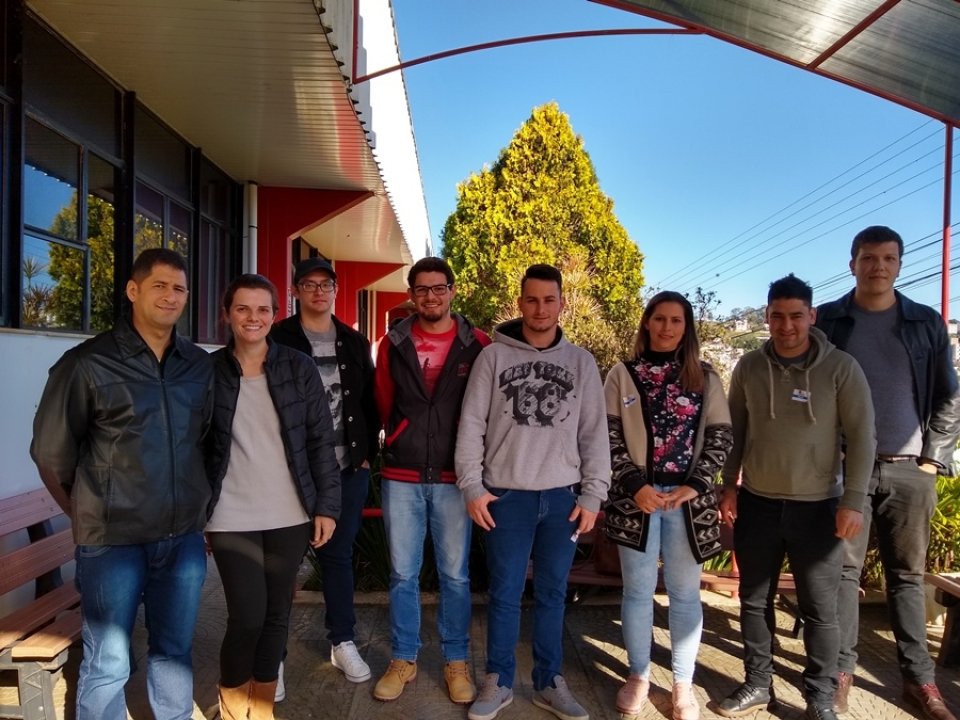 Voluntários de Xaxim do programa Amigo Energia realizam doação de sangue