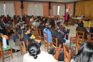 Roda de Leitura realiza formação continuada para professores durante recesso escolar
