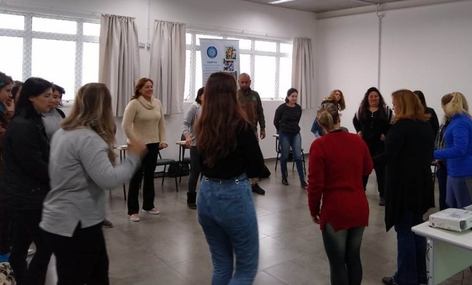 Roda de Leitura realiza formação continuada para professores durante recesso escolar