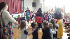 Multiplicadores do programa Roda de Leitura realizam atividade no Colégio Jesus Maria José