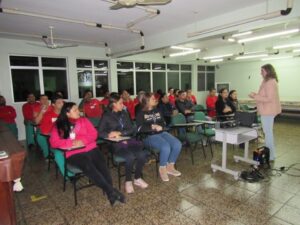 Eco Cooperação realiza sensibilizações em instituições públicas e privadas