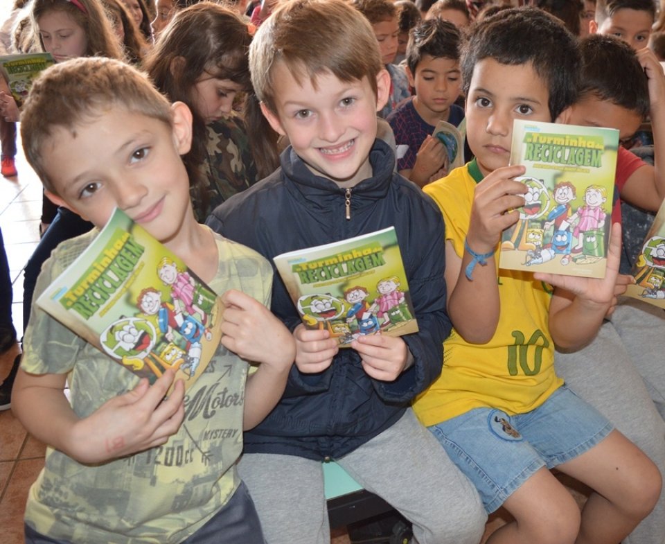 Eco Cooperação atende escolas em Chapecó/SC