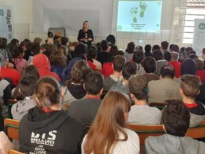 Escola Augusto Colatto de Xanxerê/SC recebe o programa Eco Cooperação