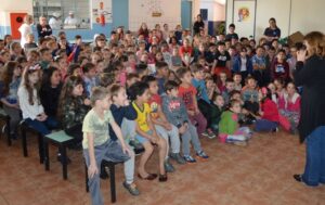 Escola Hebert de Souza recebe programa Roda de Leitura