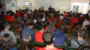 Roda de Leitura encanta alunos na E.E.F. Augusto Colatto em Xanxerê/SC