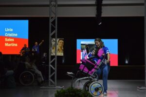 Desfile Inclusivo leva emoção e superação para a passarela do 3º Workshop Viva as Diferenças