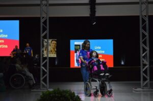 Desfile Inclusivo leva emoção e superação para a passarela do 3º Workshop Viva as Diferenças