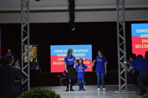 Desfile Inclusivo leva emoção e superação para a passarela do 3º Workshop Viva as Diferenças