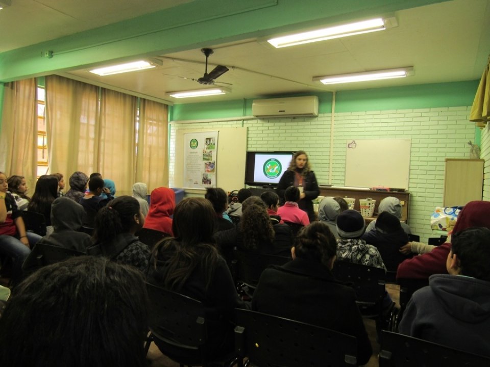 EMEF José Mariano Beck recebe programa Eco Cooperação em Porto Alegre
