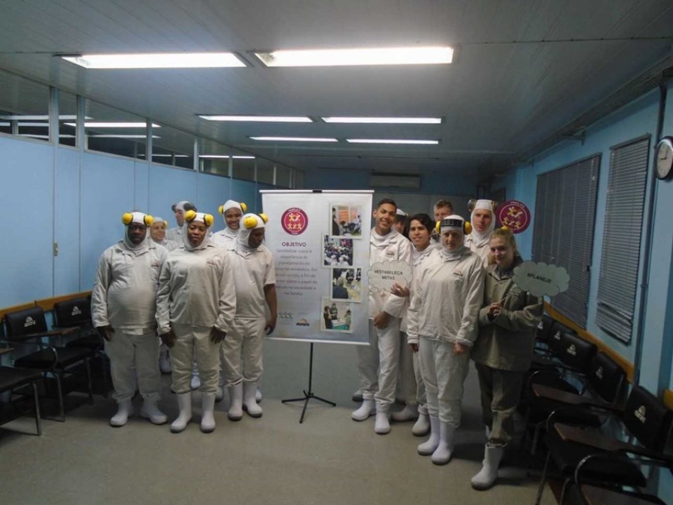 Treinamento do programa Família é Tudo é realizado em unidade da Aurora em Chapecó