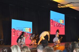 Programa Vozes do Corpo apresenta a coreografia Existência no 3º Workshop Viva as Diferenças