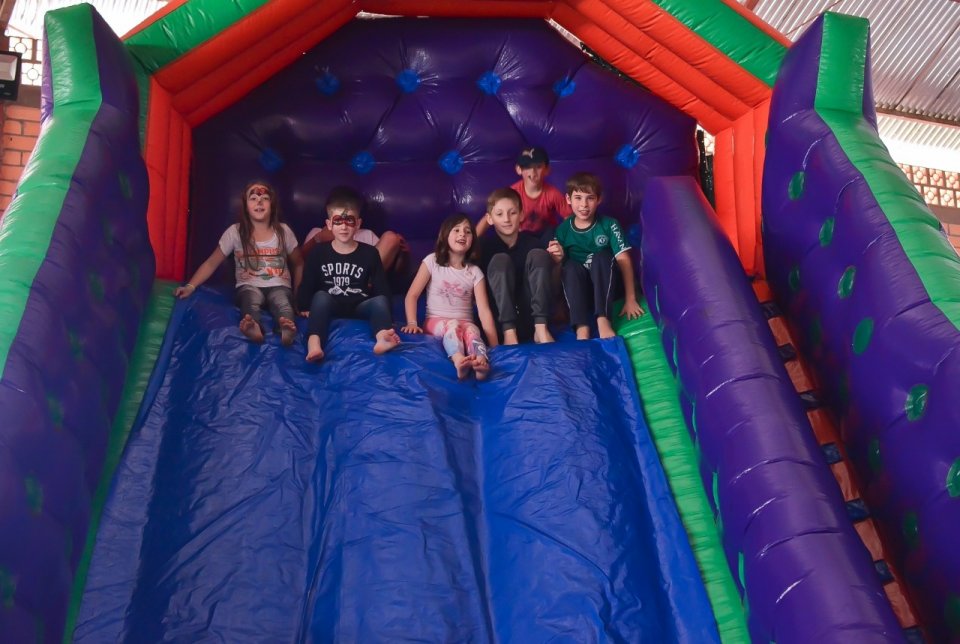 Voluntários das unidades de Xaxim organizam Ação Cooperada na Linha Tigre