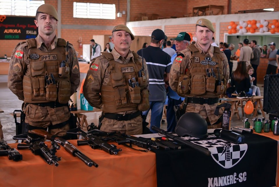 Voluntários das unidades de Xaxim organizam Ação Cooperada na Linha Tigre