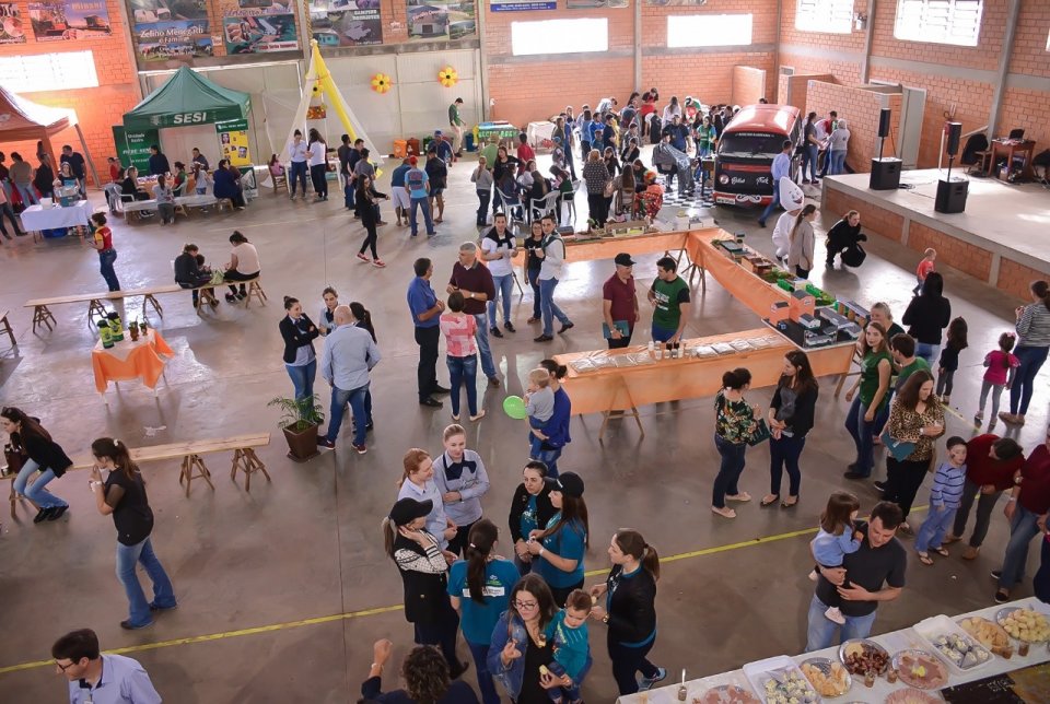 Voluntários das unidades de Xaxim organizam Ação Cooperada na Linha Tigre