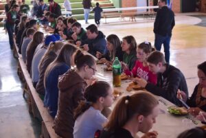 Voluntários das unidades de Xaxim organizam Ação Cooperada na Linha Tigre