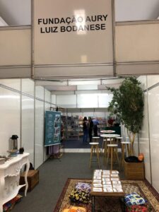 FALB participa da 3ª Feira do Livro de Chapecó