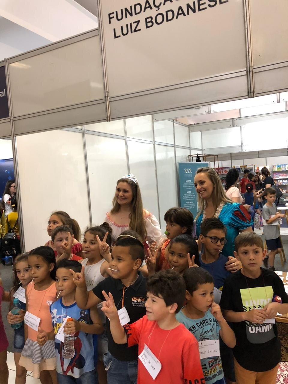 FALB participa da 3ª Feira do Livro de Chapecó