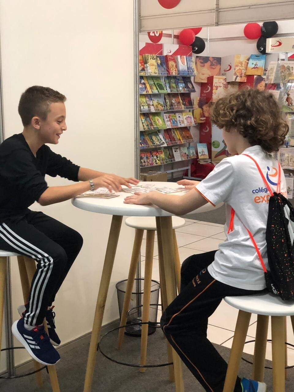 FALB participa da 3ª Feira do Livro de Chapecó