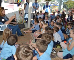 Roda de Leitura participa da Feira do Livro do Colégio Marista em Chapecó