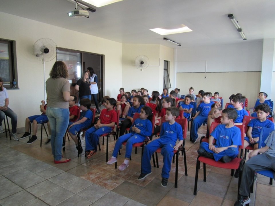 Eco Cooperação leva educação ambiental para escolas na região de Porto Alegre