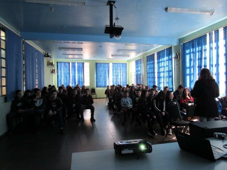 Eco Cooperação leva educação ambiental para escolas na região de Porto Alegre